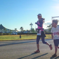 サイパンマラソン2018　街ランの10kmコースは親子参加も多い。