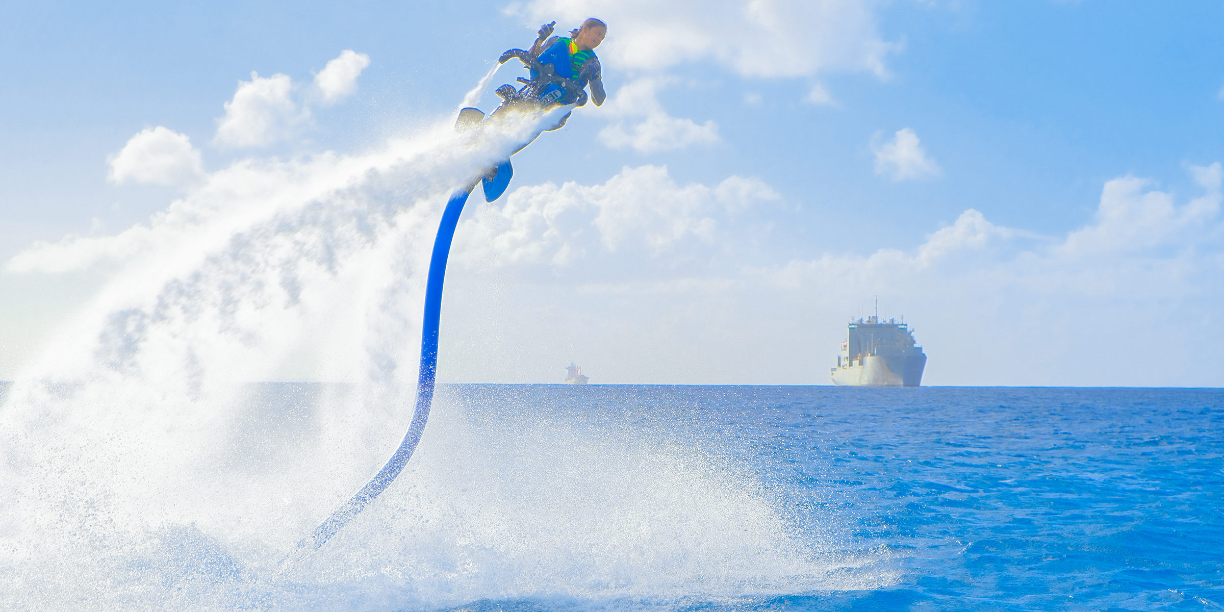 サイパンでジェットベイダー！真っ青な海を空中散歩♪